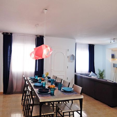 Apartamento Familiar Junto A La Playa De San Fernando - أوليفا المظهر الخارجي الصورة