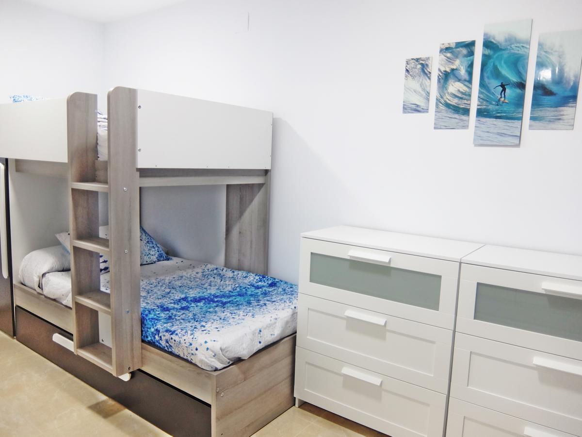 Apartamento Familiar Junto A La Playa De San Fernando - أوليفا المظهر الخارجي الصورة