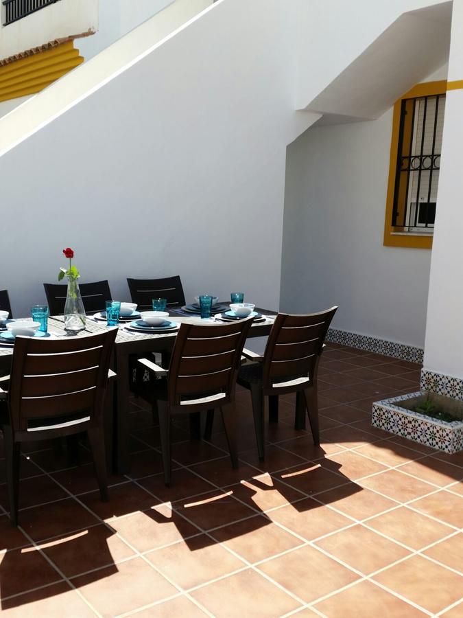 Apartamento Familiar Junto A La Playa De San Fernando - أوليفا المظهر الخارجي الصورة