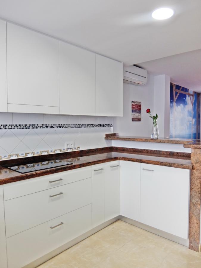 Apartamento Familiar Junto A La Playa De San Fernando - أوليفا المظهر الخارجي الصورة